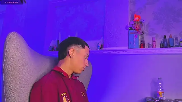 Snapshot of MaicolSmiith_ chatting on 4, 4, 2026 MaicolSmiith online show from 4, 4, 2026