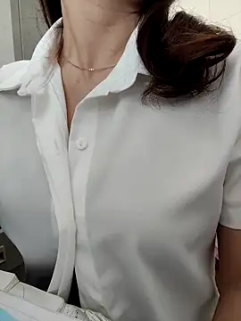 Easyly0 online show from 30, 3, 2026