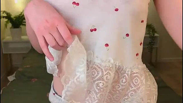 MellyAlfayi online show from 4, 4, 2026