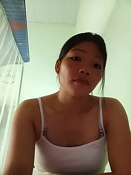 -Quyny- online show from 9, 6, 2026