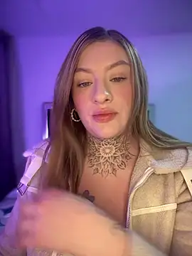 Snapshot of Eliee--Roth chatting on 24, 4, 2026 Eliee--Roth online show from 24, 4, 2026