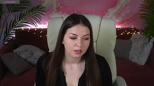 LindsyRawr online show from 16, 4, 2026