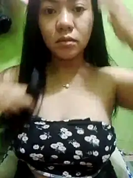 Snapshot of sweety_honey27 chatting on 10, 4, 2026 sweety honey27 online show from 10, 4, 2026