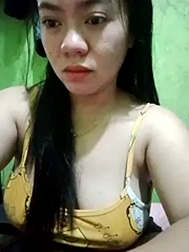 Snapshot of sweety_honey27 chatting on 13, 4, 2026 sweety honey27 online show from 13, 4, 2026