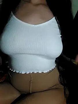 FatinSexy online show from 2, 4, 2026