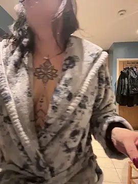 IvyBelleMilf online show from 6, 4, 2026