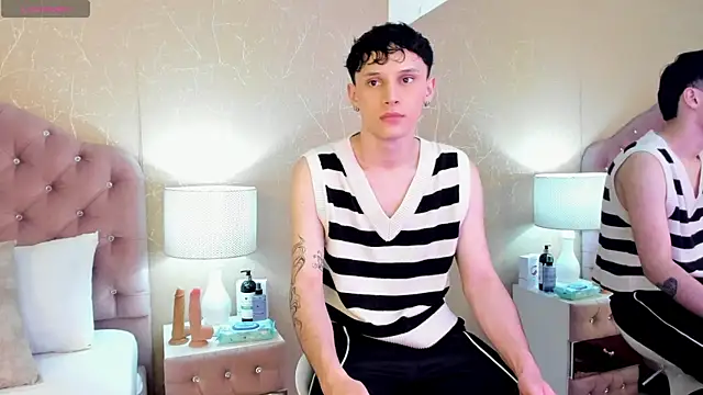 Snapshot of LephyStar chatting on 9, 7, 2026 LephyStar online show from 9, 7, 2026