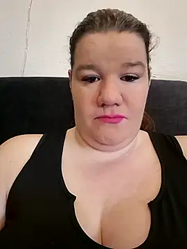 curvystachel42 online show from 4, 4, 2026