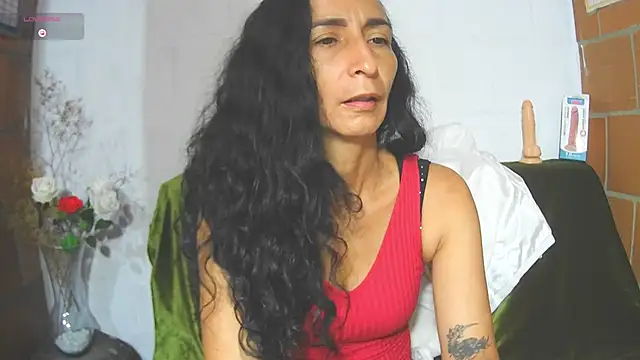 SamanttaLopez online show from 2, 6, 2026