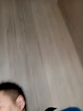 Snapshot of N-nnnnn chatting on 4, 4, 2026 N-nnnnn online show from 4, 4, 2026