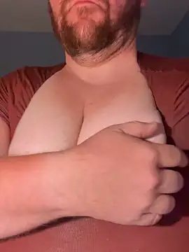 Snapshot of hugemanbreasts chatting on 23, 6, 2026 hugemanbreasts online show from 23, 6, 2026