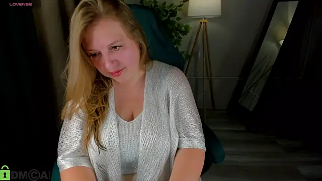 Snapshot of CleoXotie chatting on 10, 7, 2026 CleoXotie online show from 10, 7, 2026