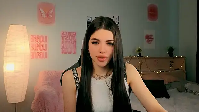 molly rettyy online show from 7, 4, 2026