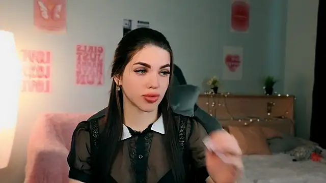 molly rettyy online show from 14, 5, 2026