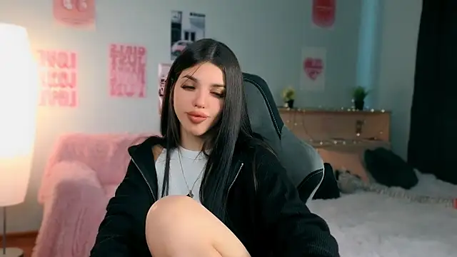 molly rettyy online show from 31, 5, 2026