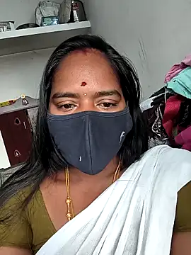 Snapshot of Tamil_Sangeetha chatting on 12, 4, 2026 Tamil Sangeetha online show from 12, 4, 2026