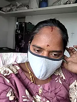 Snapshot of Tamil_Sangeetha chatting on 15, 4, 2026 Tamil Sangeetha online show from 15, 4, 2026