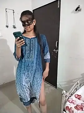 sexy couple liv online show from 3, 6, 2026