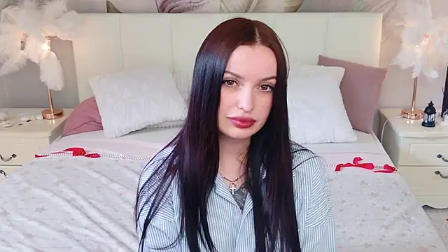 Snapshot of Dina_Glow chatting on 12, 6, 2026 Dina Glow online show from 12, 6, 2026