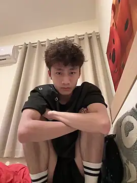 sexyboy-3525 online show from 8, 4, 2026