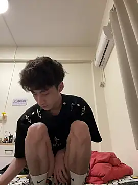 Snapshot of sexyboy-3525 chatting on 6, 6, 2026 sexyboy-3525 online show from 6, 6, 2026