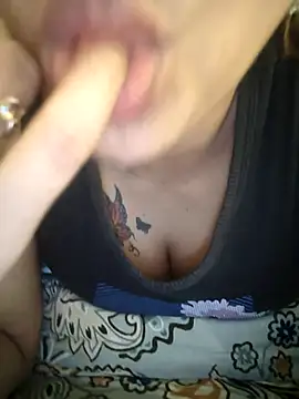 riyaa sexyy online show from 18, 7, 2026