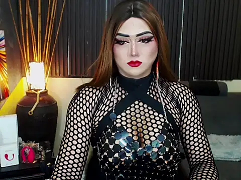 HugexMsLovelyxCock online show from 26, 5, 2026