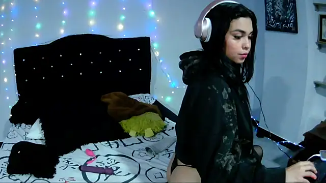 Luna Velvet7 online show from 23, 5, 2026