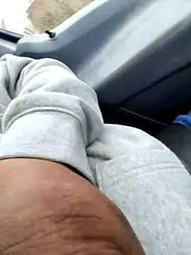 Snapshot of jlc069 chatting on 1, 4, 2026 jlc069 online show from 1, 4, 2026