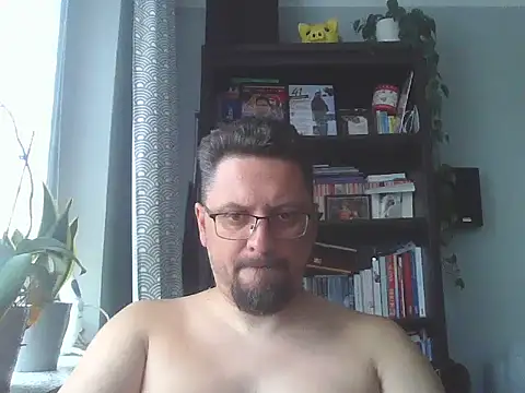 19cmSlave online show from 14, 7, 2026