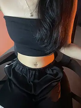 Annie nii online show from 3, 4, 2026