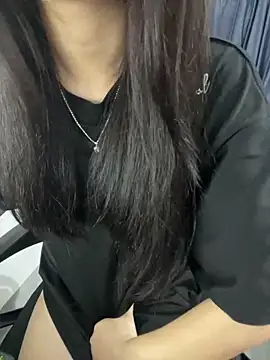 Annie nii online show from 28, 4, 2026