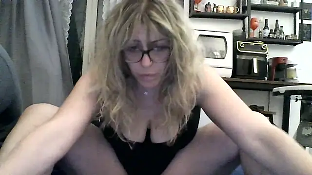 Ginny32 online show from 26, 4, 2026