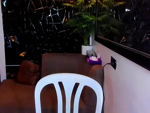 Snapshot of _YourBeautifulShemale_ chatting on 4, 4, 2026 YourBeautifulShemale online show from 4, 4, 2026