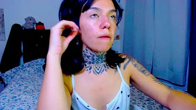 LannieGonzales online show from 2, 6, 2026