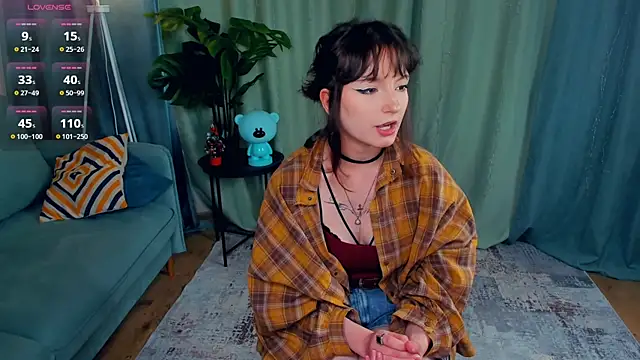 SunniPhoenix online show from 3, 4, 2026