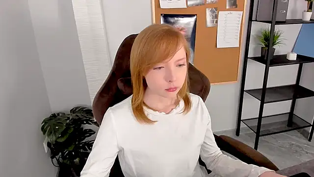 Snapshot of CherryCrushLove chatting on 30, 4, 2026 CherryCrushLove online show from 30, 4, 2026