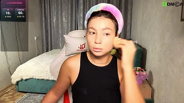 Tanita Moon 007 online show from 11, 6, 2026
