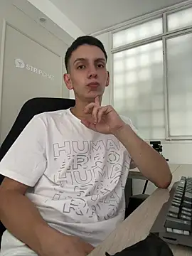 Liam Fiire online show from 12, 4, 2026