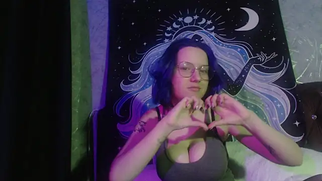 little chappy online show from 16, 4, 2026
