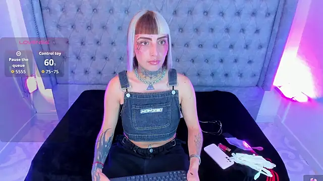 Gyal Smith online show from 16, 7, 2026