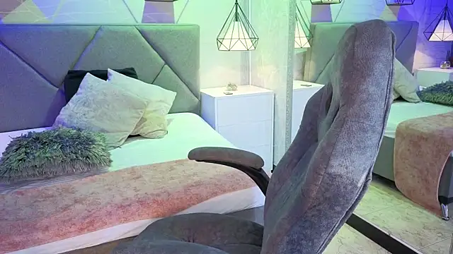 Snapshot of brendasweet10 chatting on 5, 4, 2026 brendasweet10 online show from 5, 4, 2026