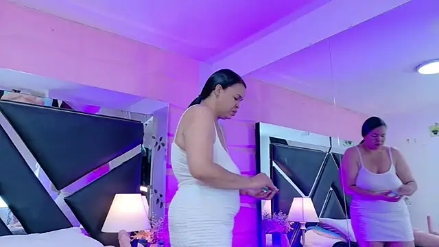 Snapshot of Veronica_Nasty_ chatting on 4, 6, 2026 Veronica Nasty online show from 4, 6, 2026
