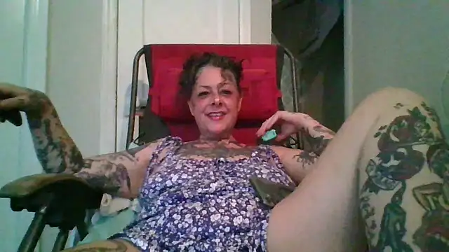 Kitty bang online show from 15, 7, 2026