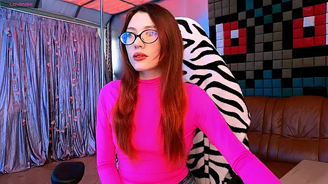 Snapshot of northern_moon chatting on 4, 6, 2026 northern moon online show from 4, 6, 2026