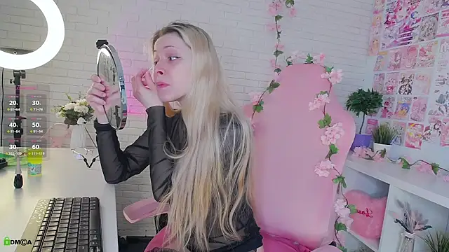 Snapshot of AmmyShaw chatting on 15, 4, 2026 AmmyShaw online show from 15, 4, 2026