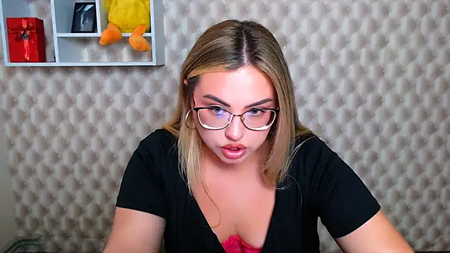 AminaSoul  online show from 3, 6, 2026