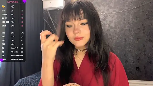 EmilyEmbears online show from 27, 5, 2026