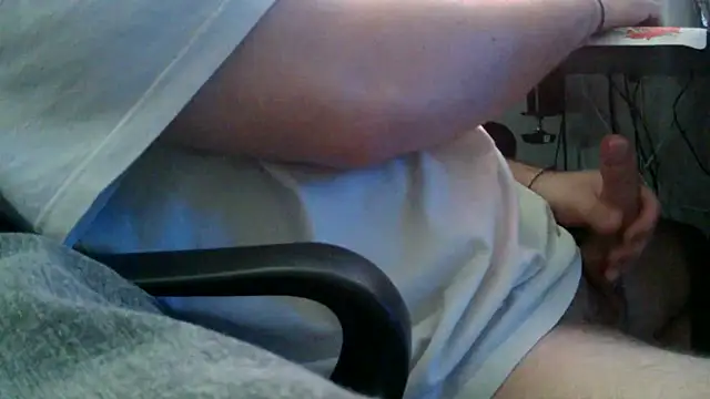Snapshot of haydn_124 chatting on 17, 4, 2026 haydn 124 online show from 17, 4, 2026