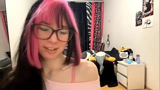 WifeAileen online show from 10, 4, 2026